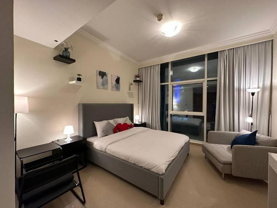 Step Into Serenity - Discover Modern Living In 1Br Apartment With Panoramic Views In Dubai Marina Near Jbr Walk, Beach And Bla Bla Club Exterior foto